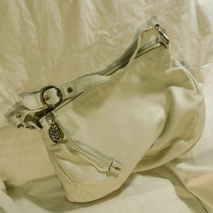 COACH WHITE LEATHER SAC # B0969-13655